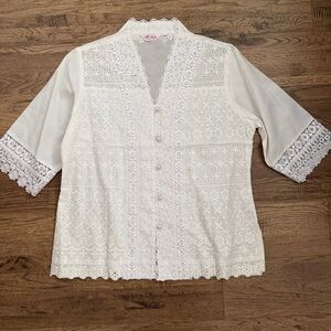 NWOT Floral Embroidered Eyelet 💯 Cotton Blouse, Top, 40EUR Fits S, 6, 19” PTP
